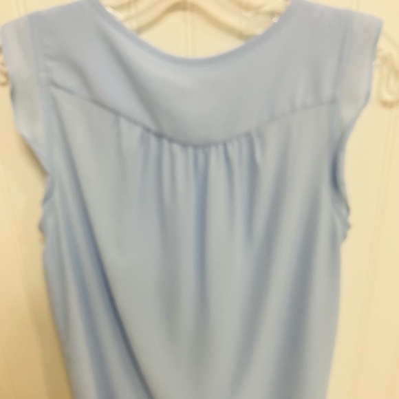Loft light blue flutter sleeve blouse NWOT size xs - Picture 6 of 7